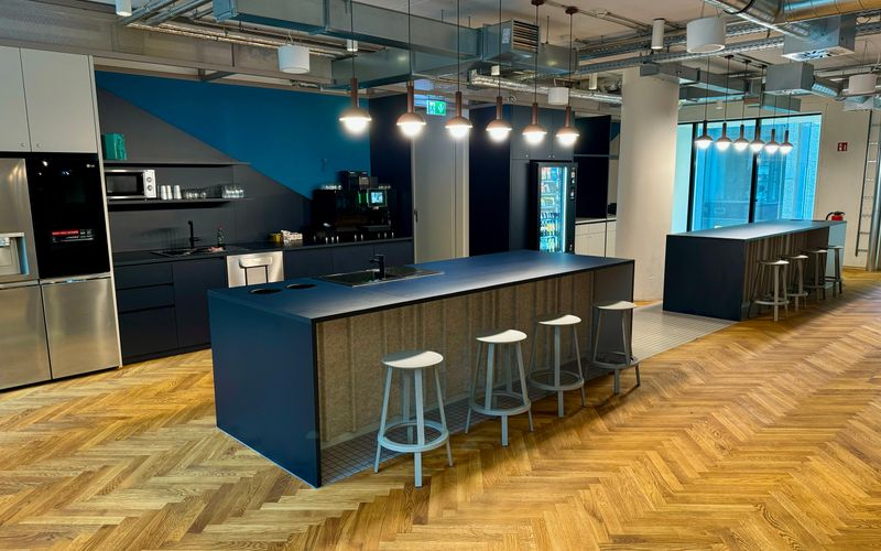 13-19 Neue Rothofstraße, Frankfurt Am Main Image 2