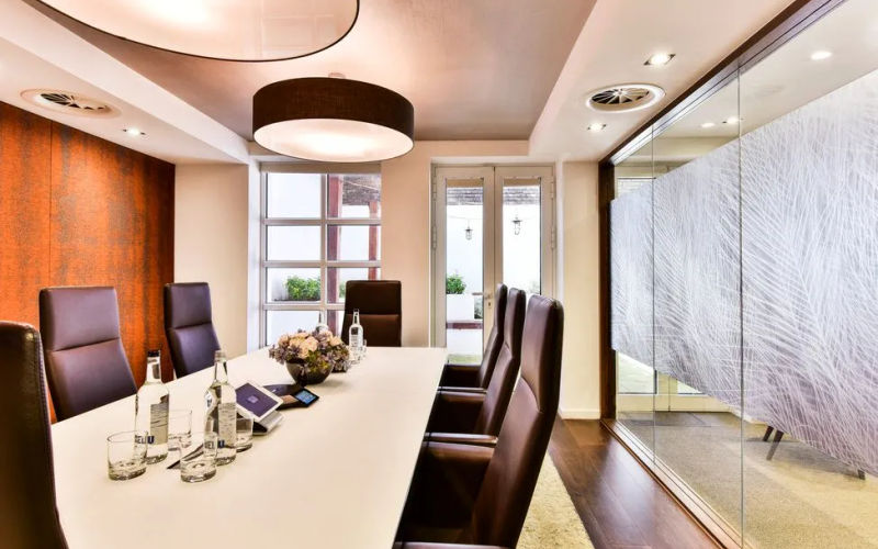 14 Curzon Street, Mayfair Image 3