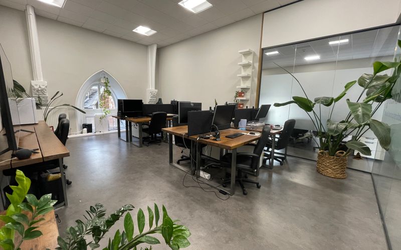 16 Oakfield Road, Clifton Image 3