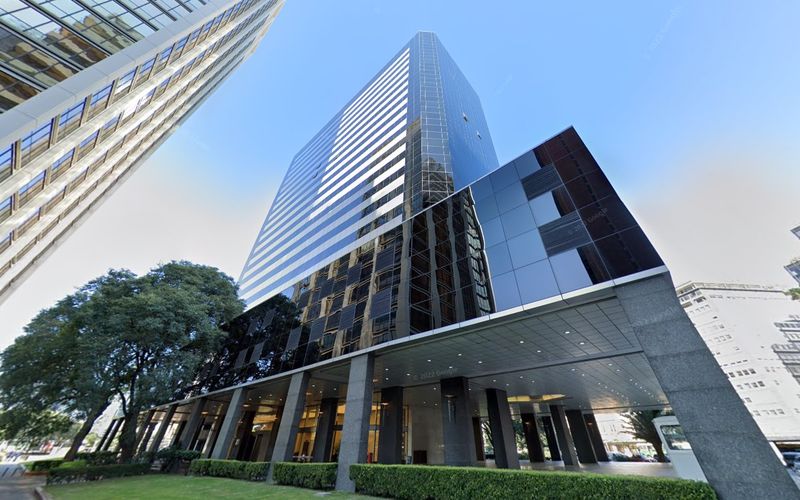 240 Ingeniero Enrique Butty, Buenos Aires Image 6