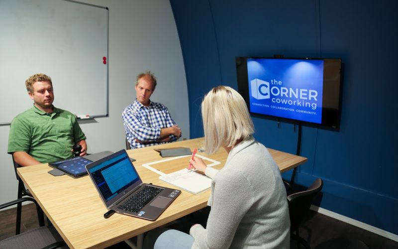 225 Railway St E, Cochrane Image 6