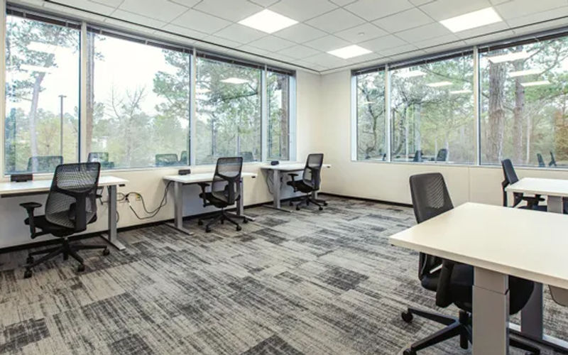 244 River Ave, Cochrane Image 1