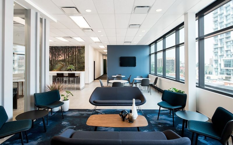 909 17 Avenue Southwest, Calgary Image 4