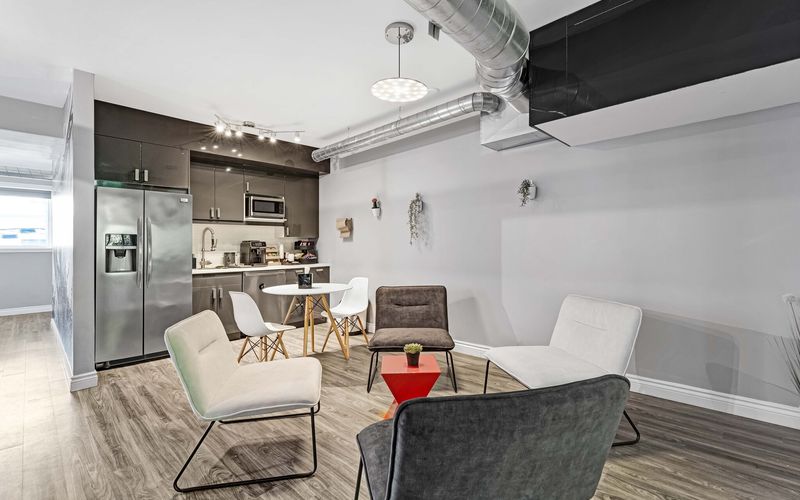 1338 Wellington Street West, Ottawa Image 10