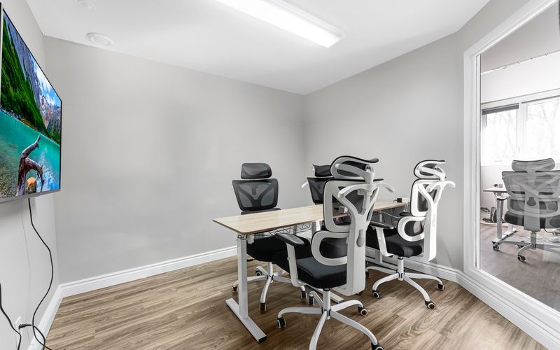 1338 Wellington Street West, Ottawa Image 2