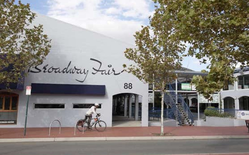 88 Broadway, Nedlands Image 1