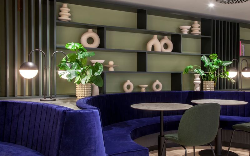 78 Pall Mall, St James's Image 12