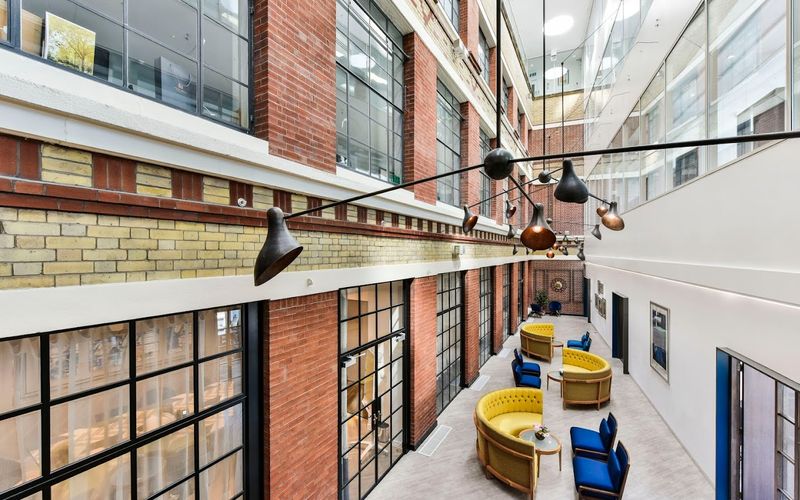 81 Fulham Rd, Chelsea Image 1