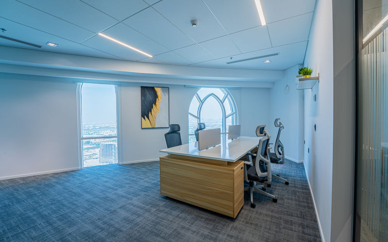 Jumeirah Lake Towe Cluster N, Dubai Image 4