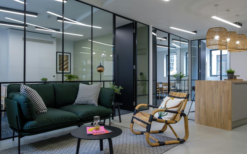 50 Marshall ST, Carnaby Image 1