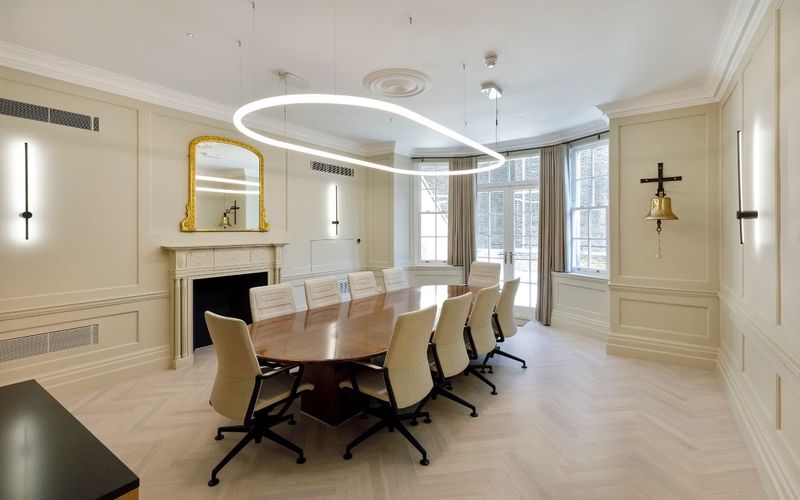 104 Park St, London Image 1