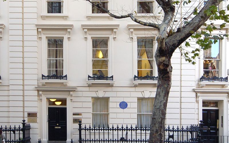 4 Bloomsbury Pl, London Image 8