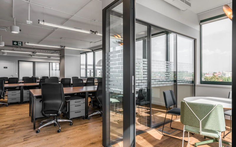 181 Al Jerozolimskie, Warszawa, 10 DESKS 181 Al Jerozolimskie, Warszawa Image 1