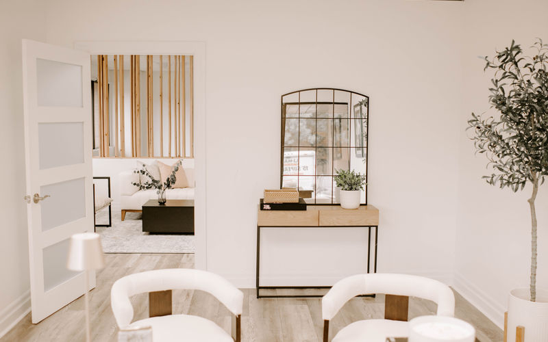 120 Wellington St, London Image 2