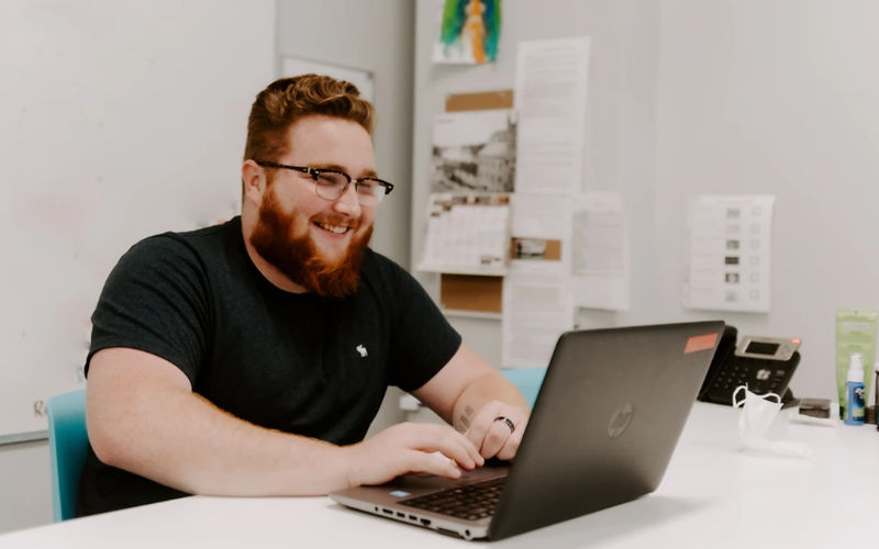 499 Hill St, London Image 4