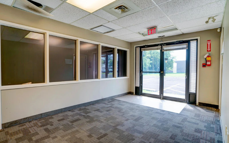 1540 North Routledge Park, London Image 5