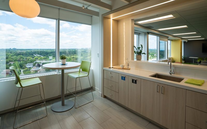 1290 Central Pkwy W, Mississauga Image 8