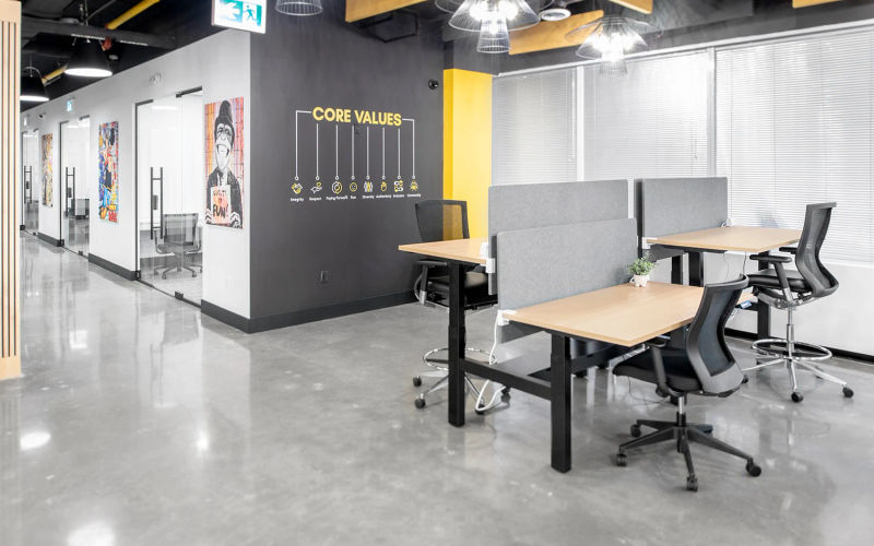 5255 Yonge St, North York Image 2