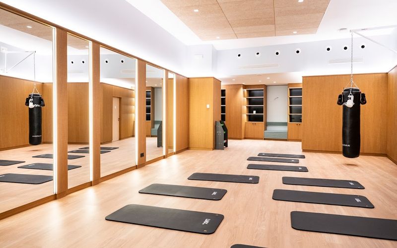 10 Rue De Madrid, Paris Image 2