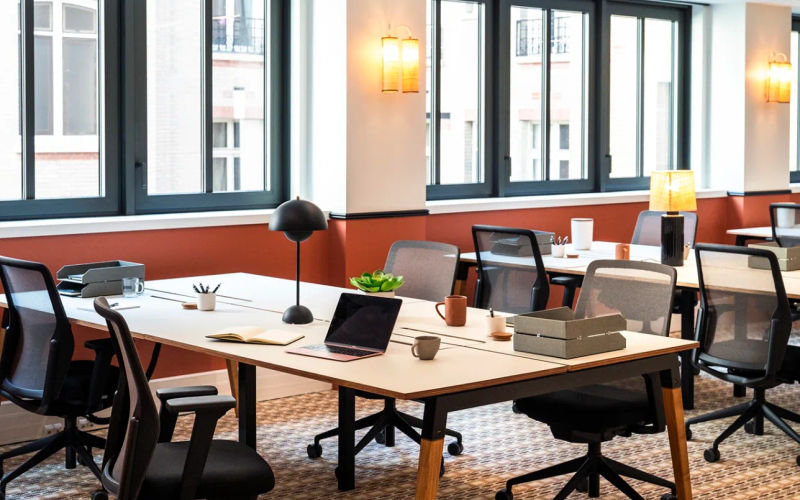 10 Rue De Madrid, Paris, 10 DESKS 10 Rue De Madrid, Paris Image 1