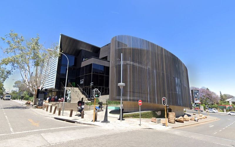 19 Keyes Avenue, Johannesburg Image 8