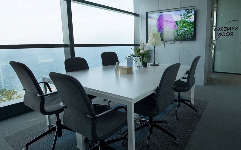 Taha Khasifan Street As Shati، Al Kurnaysh Rd, Jeddah Image 1