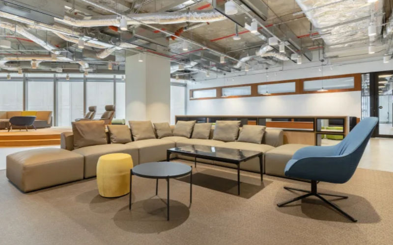 500 S Main Street, Burlington Image 9