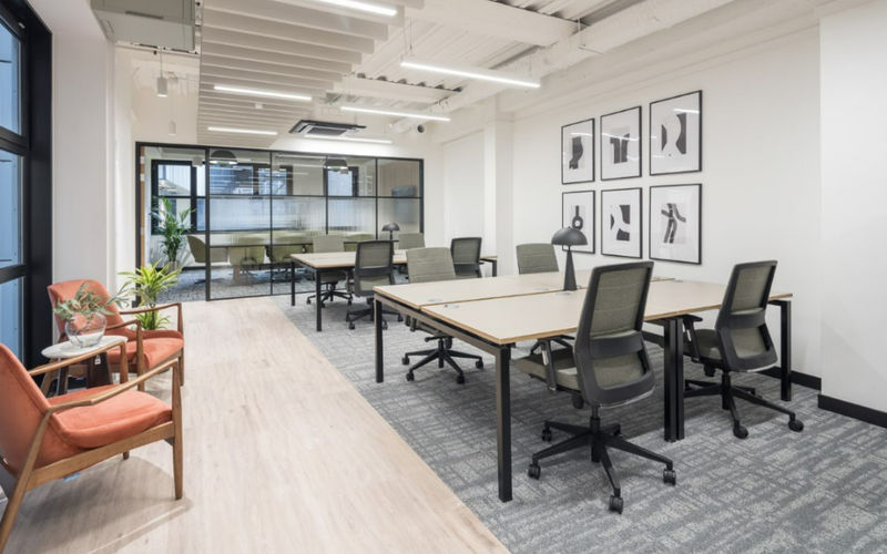 145 Leadenhall St, London Image 1