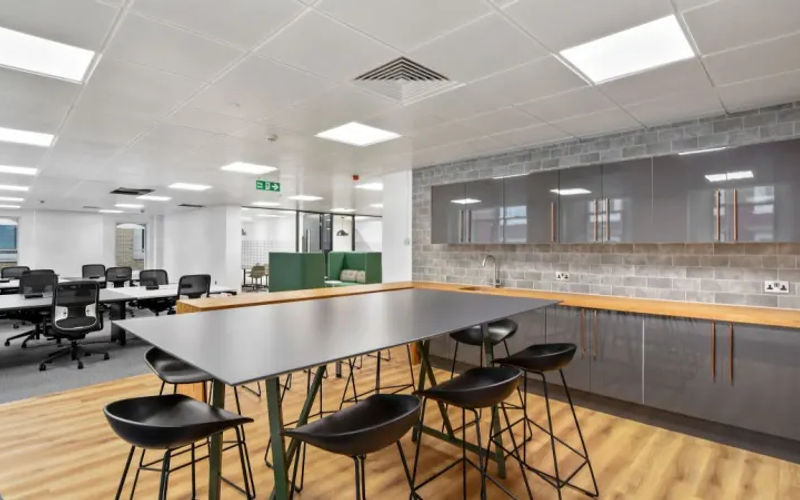 62-64 Cannon St, London Image 4