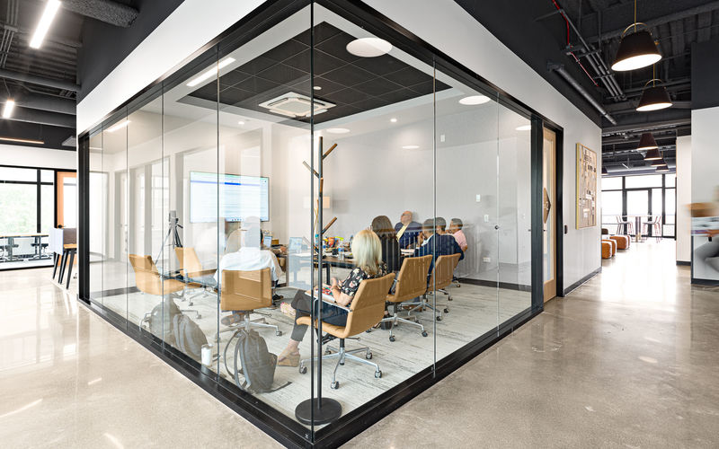 3838 North Ravenswood Avenue, Chicago Image 1