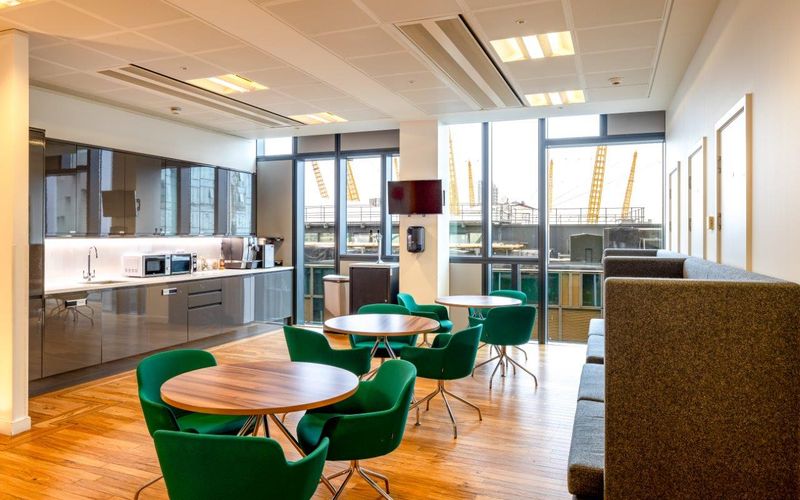 6 Mitre Passage, Greenwich Peninsula Image 4