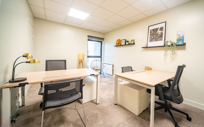 3 Place Jean Nouzille, Caen Image 1