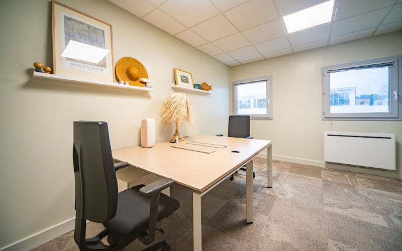 3 Place Jean Nouzille, Caen Image 8