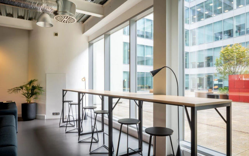 150 Midsummer Boulevard, Milton Keynes Image 2