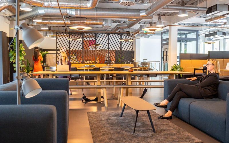 150 Midsummer Boulevard, Milton Keynes Image 1