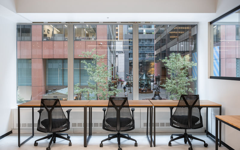 135 W 50th St, New York Image 2