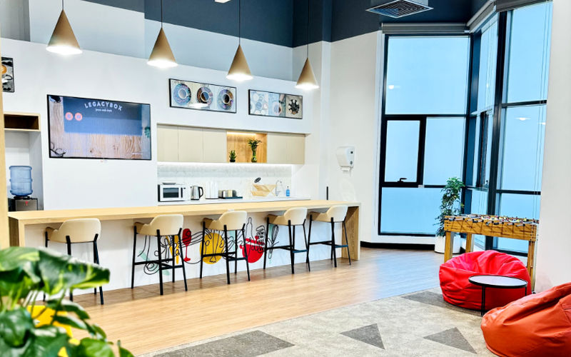 Al Mina St - Al Hudaiba, Dubai Image 4