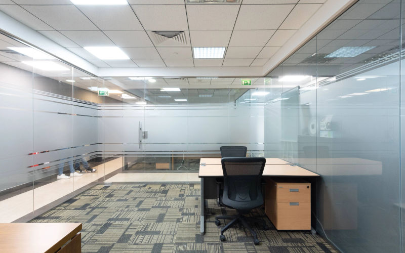 Single Business Tower - Business Bay, Dubai Image 8