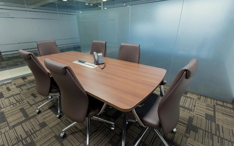 Single Business Tower - Business Bay, Dubai Image 2