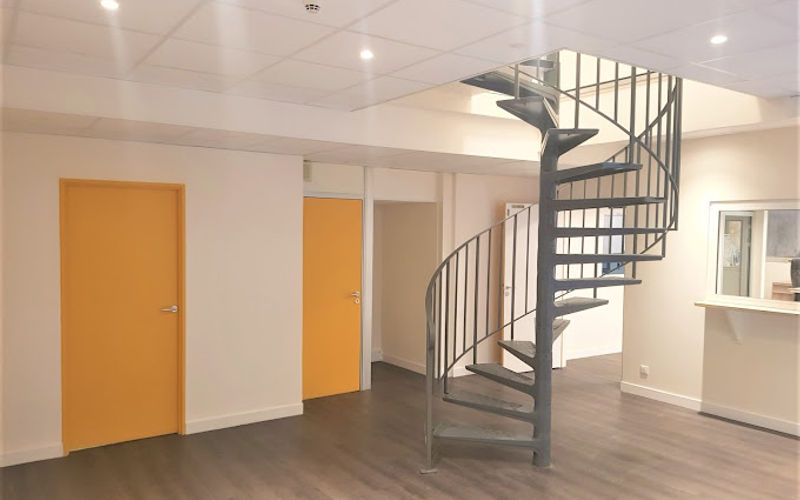 94 Rue Hélène Boucher, BUC Image 2