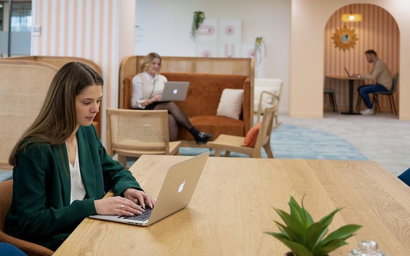 42 Rue Rouget De Lisle, Suresnes Image 7