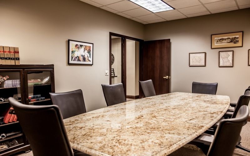 1125 Dina Ct, Hiawatha Image 2