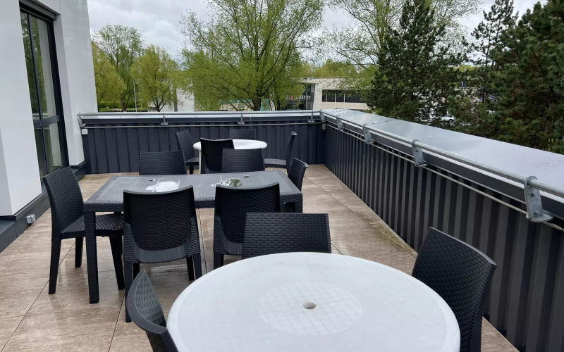 1 Rue Jacqueline Auriol, Guyancourt Image 6