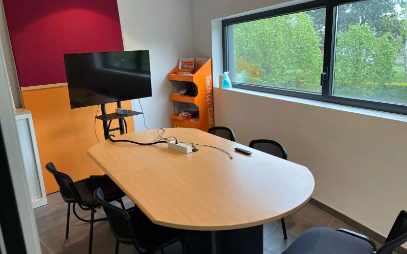 1 Rue Jacqueline Auriol, Guyancourt Image 7