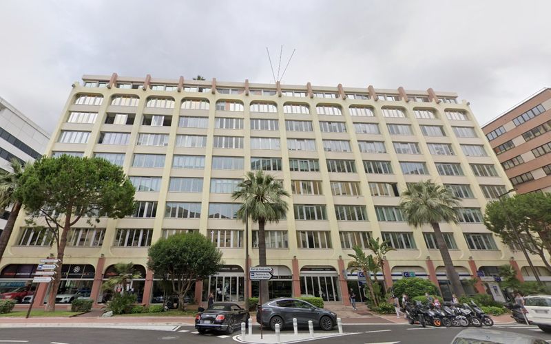 17 Avenue Albert Ii, Rue De La Lüjerneta Image 9