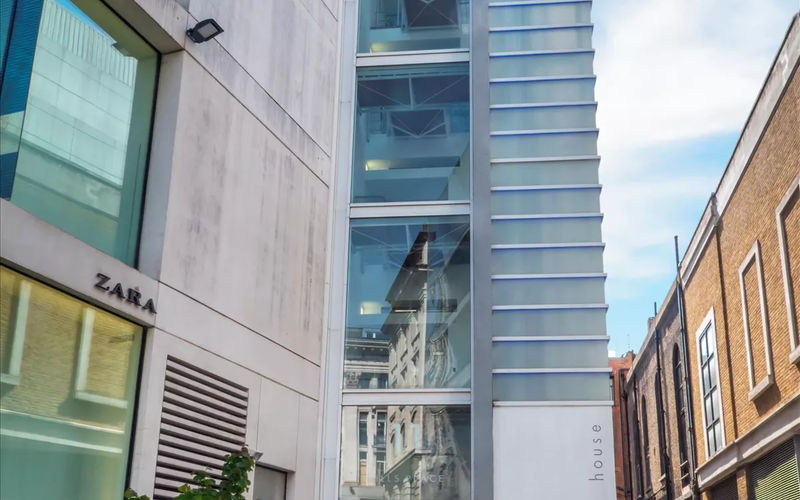 11 Hills Place, Greater London Image 9