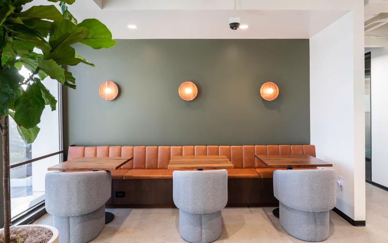 251 South Lake Avenue, Pasadena Image 3