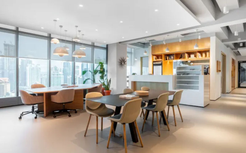 7055 Engle Rd, Middlesburg Heights Image 4