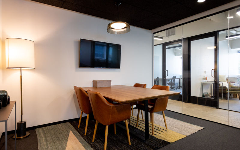 9255 Sunset Blvd, West Hollywood Image 4