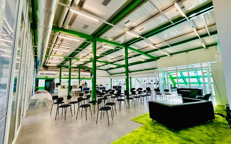 Route Des Jeunes, Genève Image 3